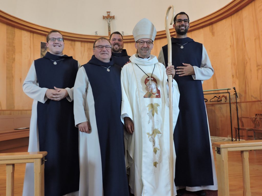 Album photos Fraternité Apostolique Saint BenoîtJoseph Labre